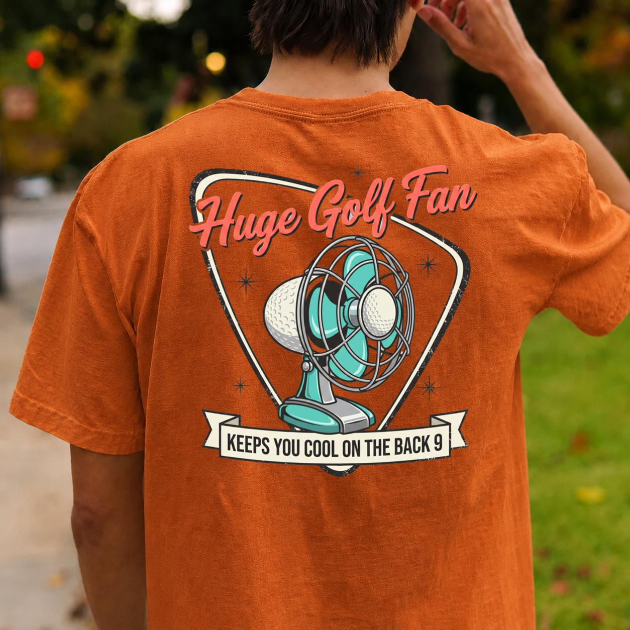 Huge Golf Fan Keeps You Cool On The Back 9